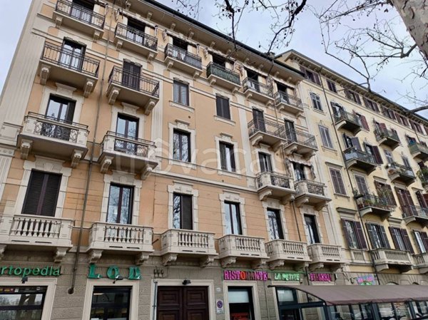 appartamento in vendita a Torino in zona Lingotto