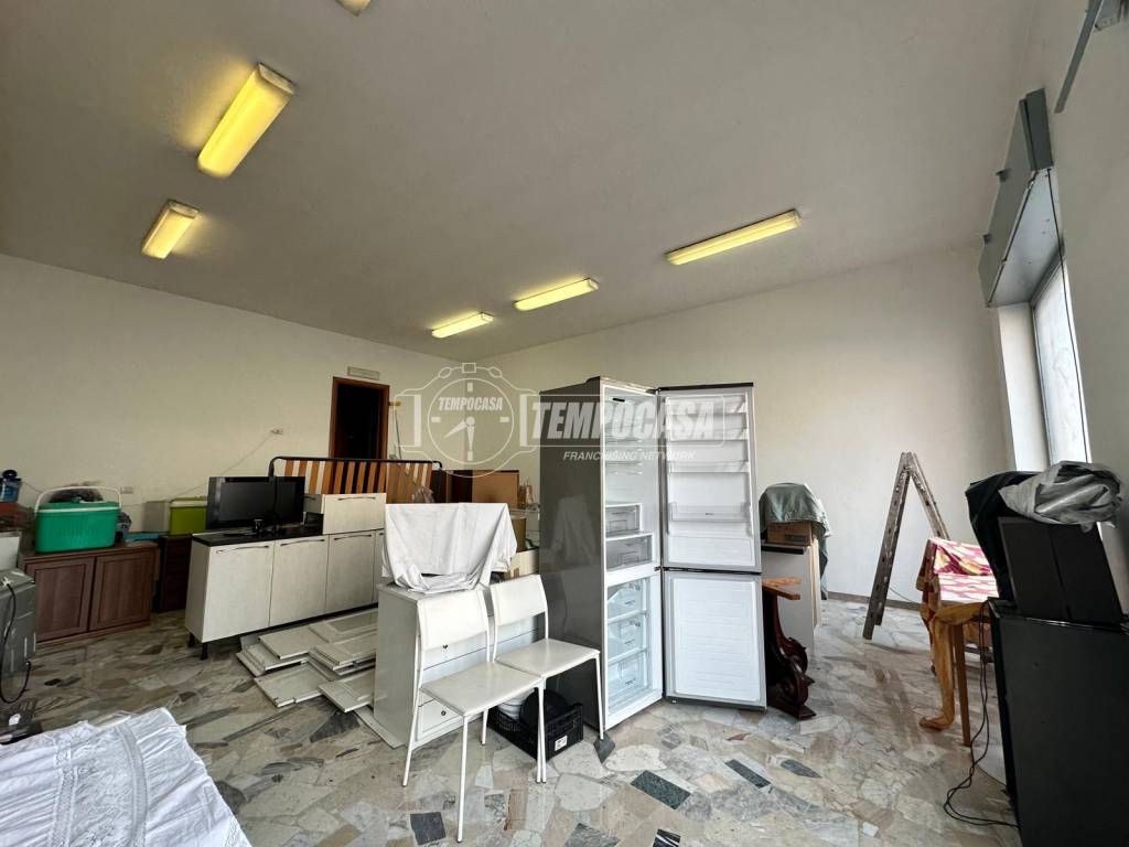 negozio in vendita a Torino in zona Barriera di Milano