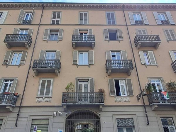 appartamento in vendita a Torino in zona Borgo San Paolo