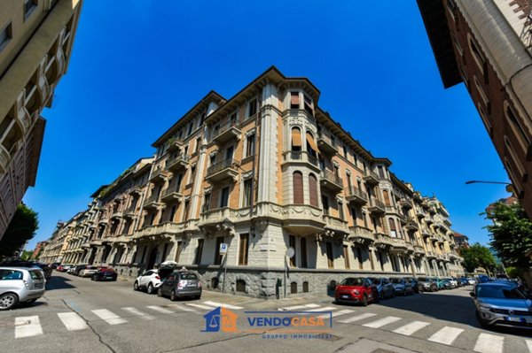 appartamento in vendita a Torino in zona Crocetta