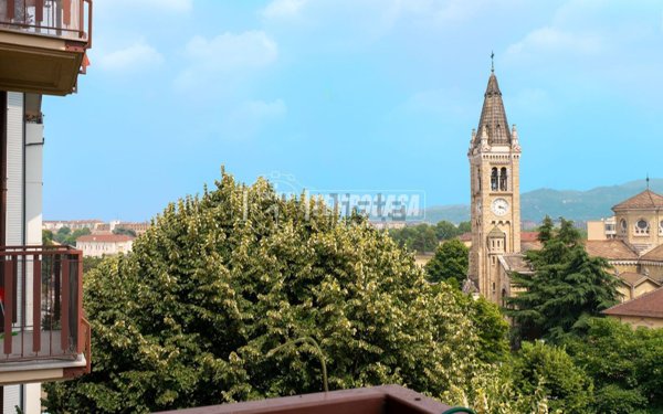 appartamento in vendita a Torino in zona Santa Rita