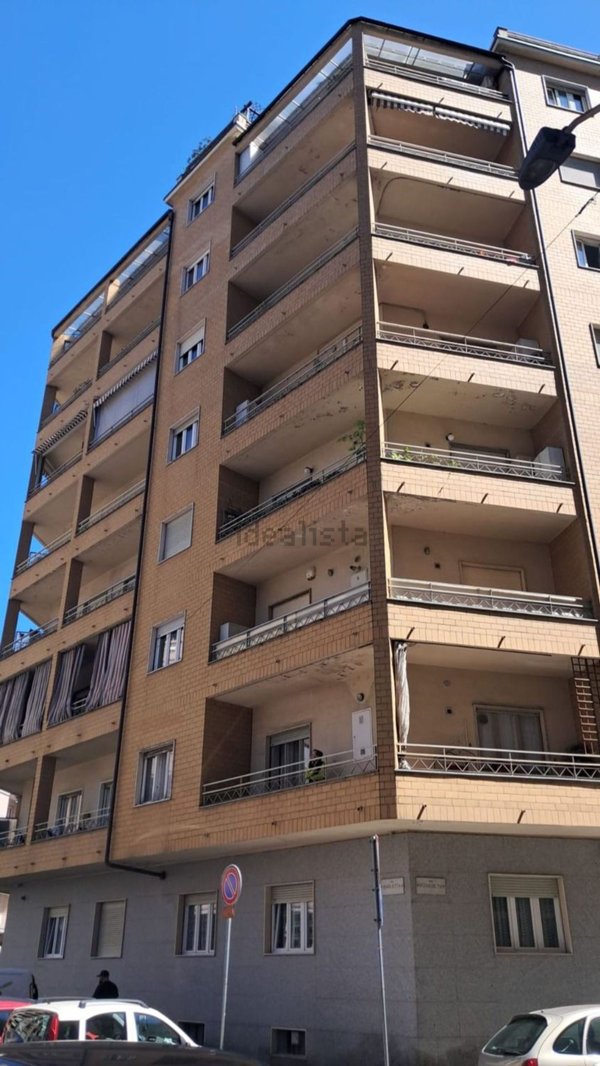 appartamento in vendita a Torino in zona Santa Rita