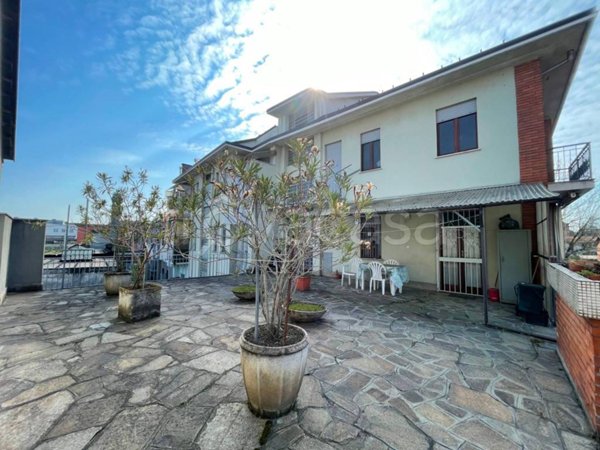 casa indipendente in vendita a Torino in zona Rebaudengo