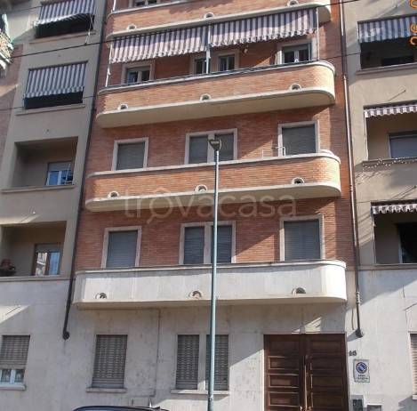 appartamento in vendita a Torino in zona Borgata Vittoria