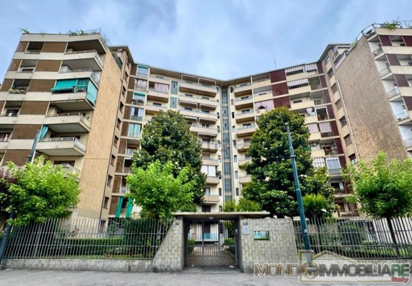 appartamento in vendita a Torino in zona Millefonti