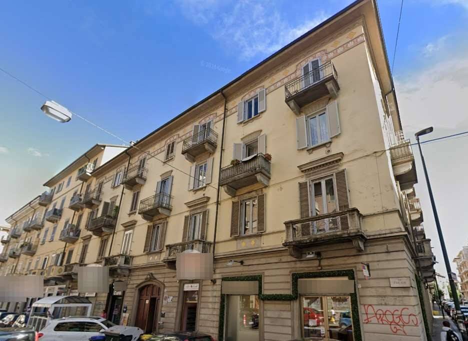 appartamento in vendita a Torino in zona Cenisia