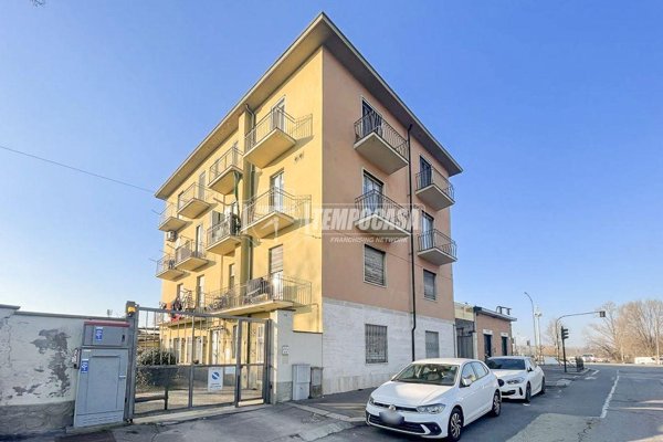 appartamento in vendita a Torino in zona Borgata Vittoria