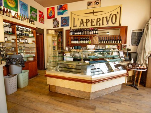 negozio in vendita a Torino in zona San Donato