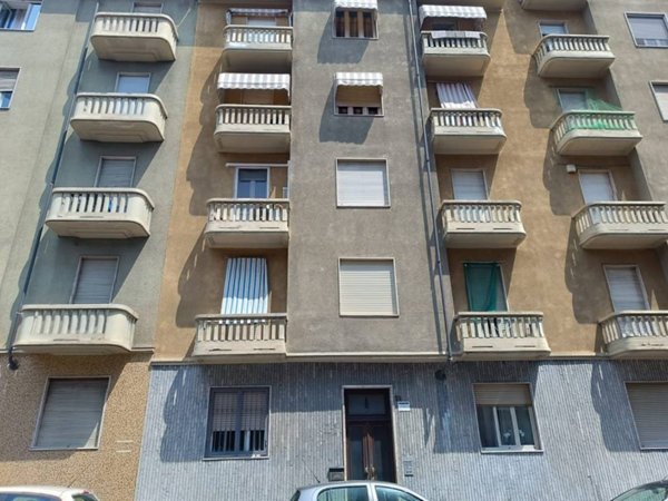 appartamento in vendita a Torino in zona Vallette