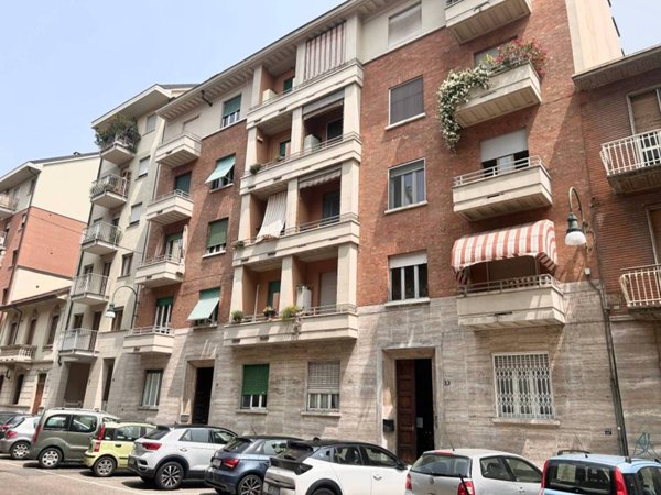 appartamento in vendita a Torino in zona Cenisia
