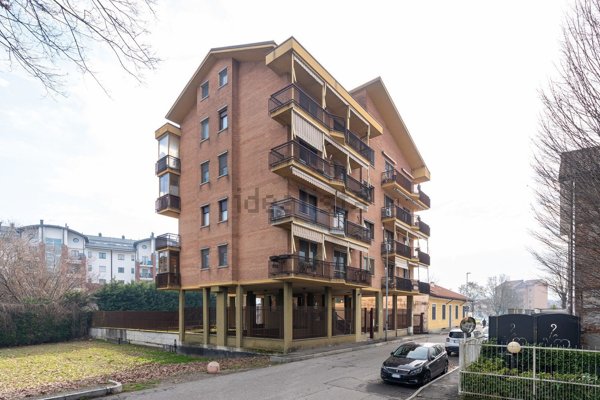 appartamento in vendita a Torino in zona Superga
