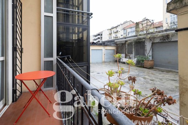 appartamento in vendita a Torino in zona Parella
