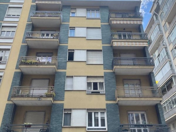 appartamento in vendita a Torino in zona Borgo San Paolo
