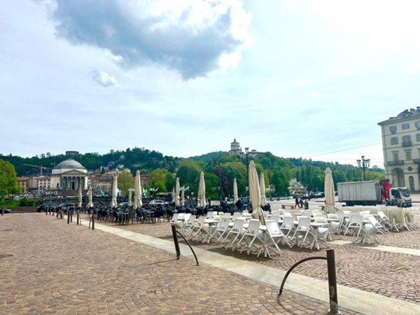 negozio in vendita a Torino in zona Centro Storico
