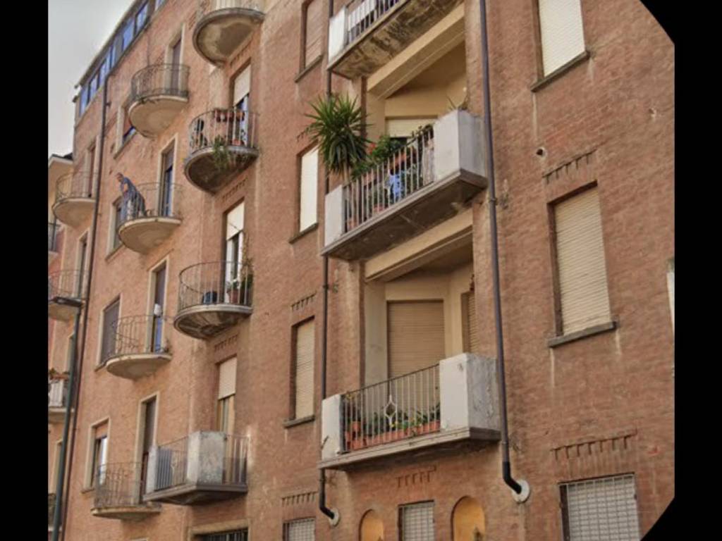 appartamento in vendita a Torino in zona Borgata Vittoria