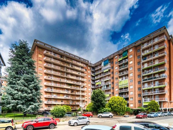 appartamento in vendita a Torino in zona Lucento