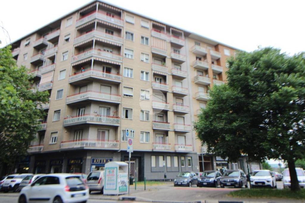 appartamento in vendita a Torino in zona Mirafiori Nord