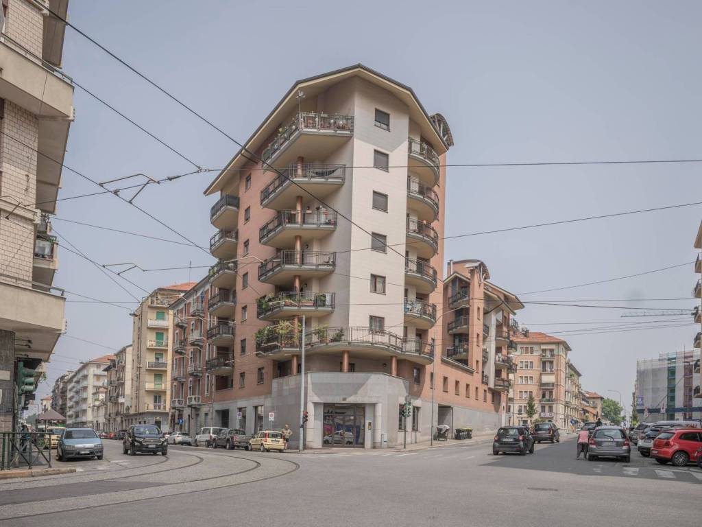 appartamento in vendita a Torino in zona Aurora