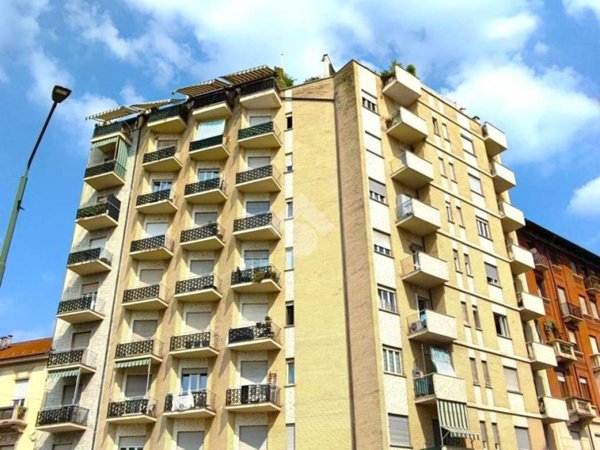 appartamento in vendita a Torino in zona Borgata Vittoria