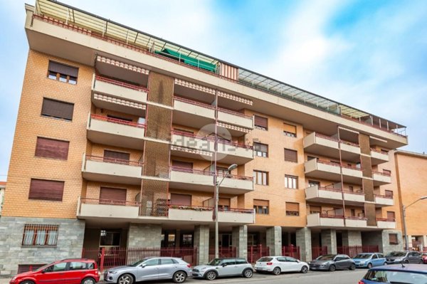 appartamento in vendita a Torino in zona Borgata Lesna