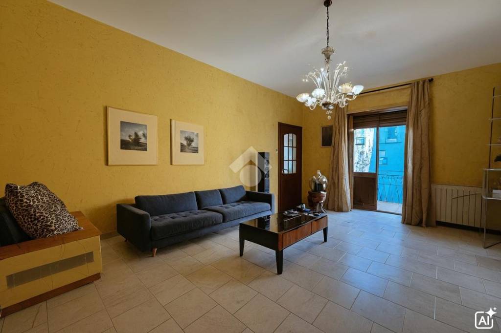 appartamento in vendita a Torino in zona Cenisia