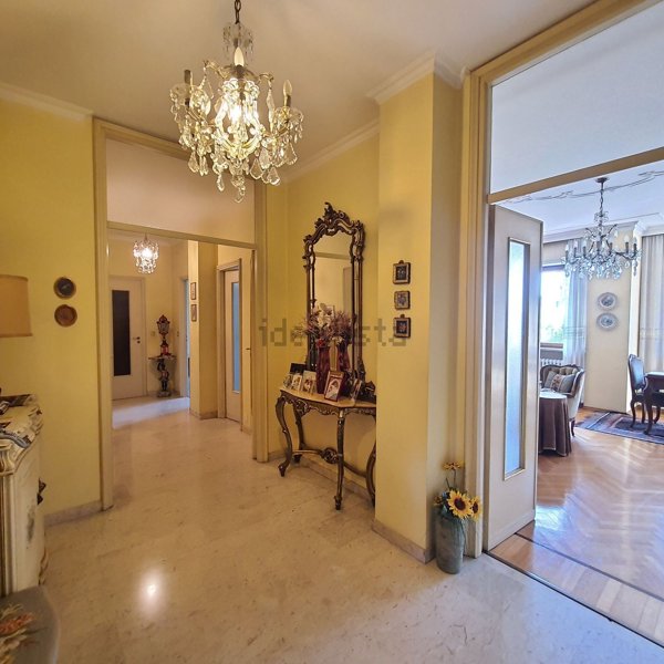 appartamento in vendita a Torino in zona Cenisia