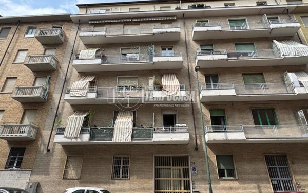 appartamento in vendita a Torino in zona Parella