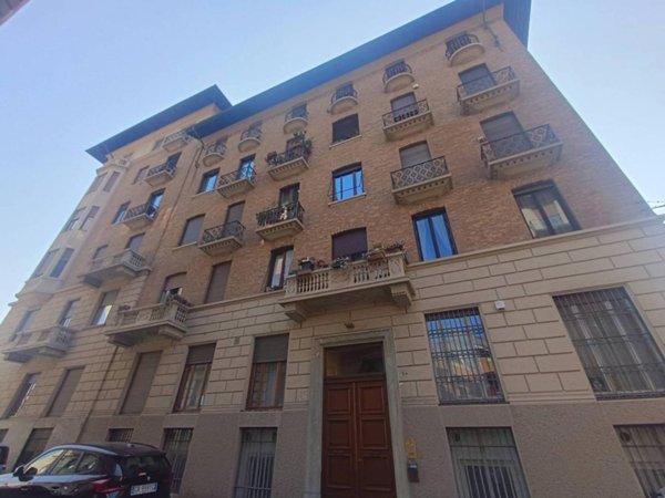 appartamento in vendita a Torino in zona San Salvario