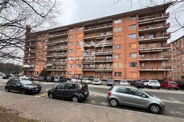 appartamento in vendita a Torino in zona Mirafiori Nord
