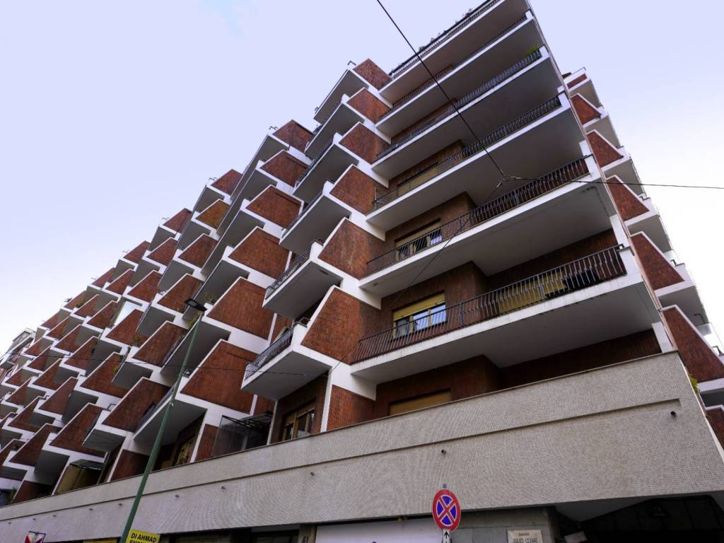 negozio in vendita a Torino in zona Barriera di Milano