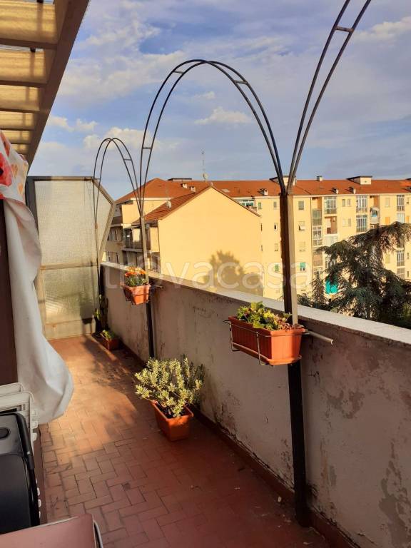 appartamento in vendita a Torino in zona Millefonti
