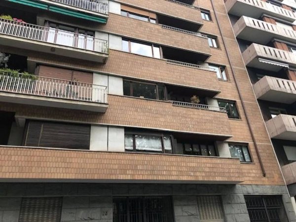 appartamento in vendita a Torino in zona Crocetta
