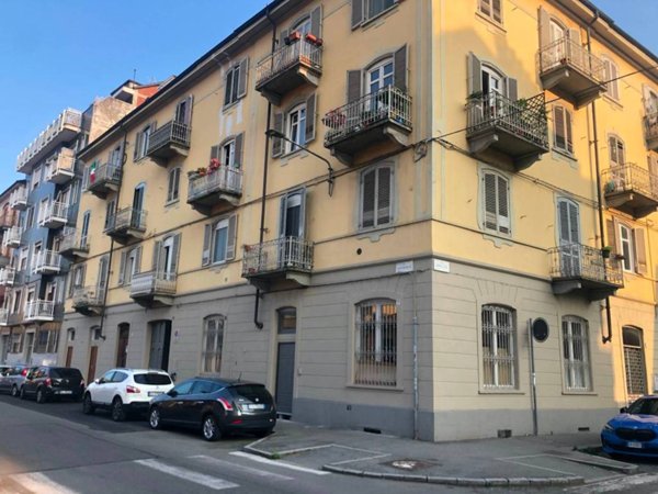 appartamento in vendita a Torino in zona Borgata Vittoria