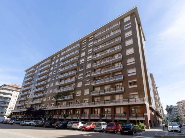 appartamento in vendita a Torino in zona Mirafiori Nord