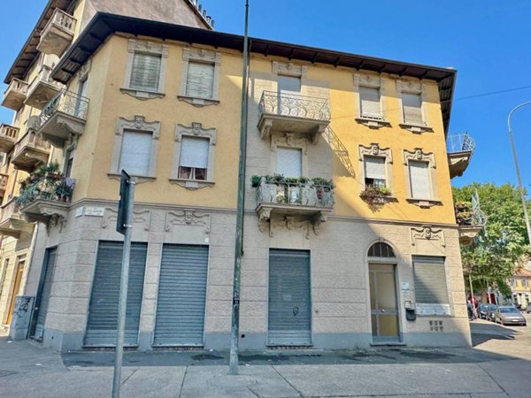 ufficio in vendita a Torino in zona Rebaudengo