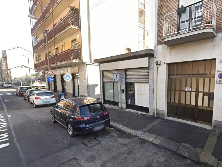 locale commerciale in vendita a Torino