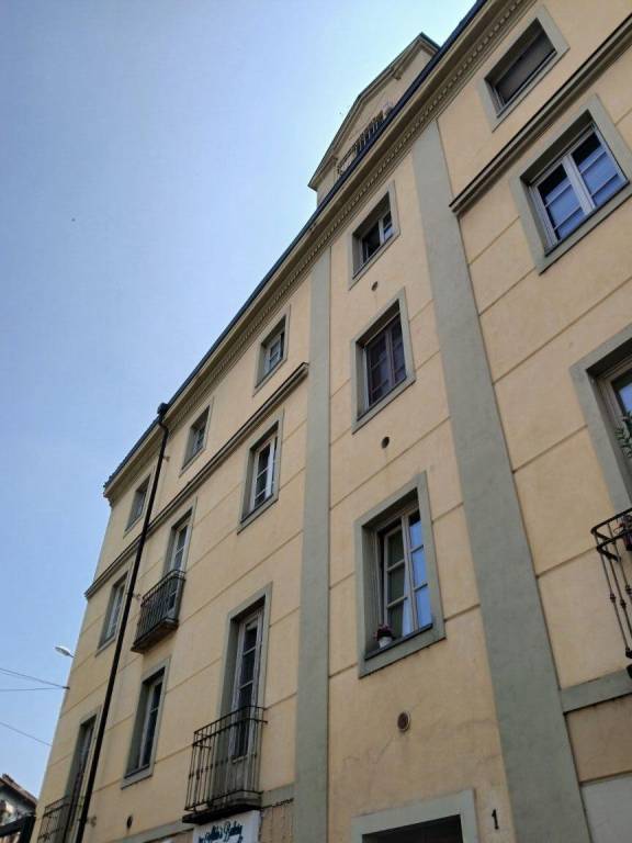 ufficio in vendita a Torino in zona Borgo San Paolo