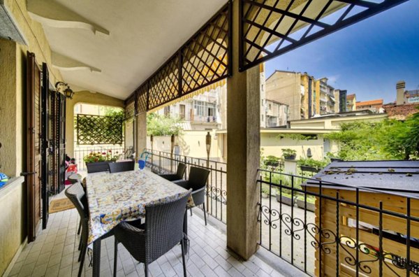 casa indipendente in vendita a Torino in zona Parella