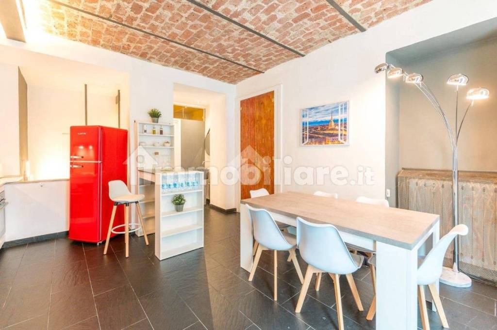 appartamento in vendita a Torino in zona Centro Storico