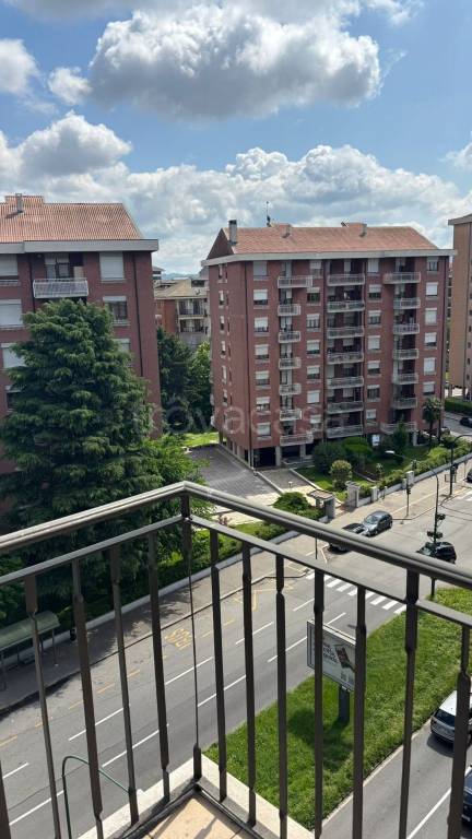 appartamento in vendita a Torino in zona Pozzo Strada