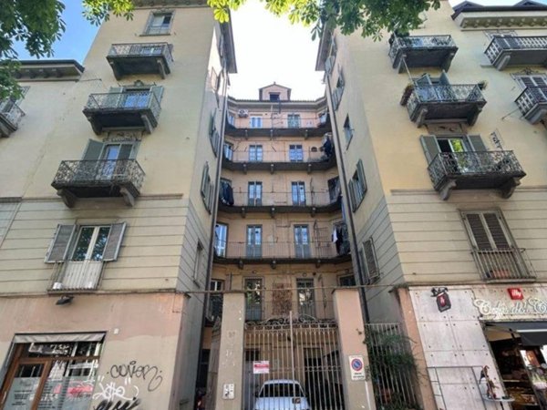 appartamento in vendita a Torino in zona Crocetta