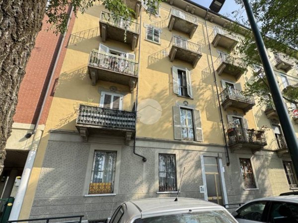 appartamento in vendita a Torino in zona Borgata Vittoria