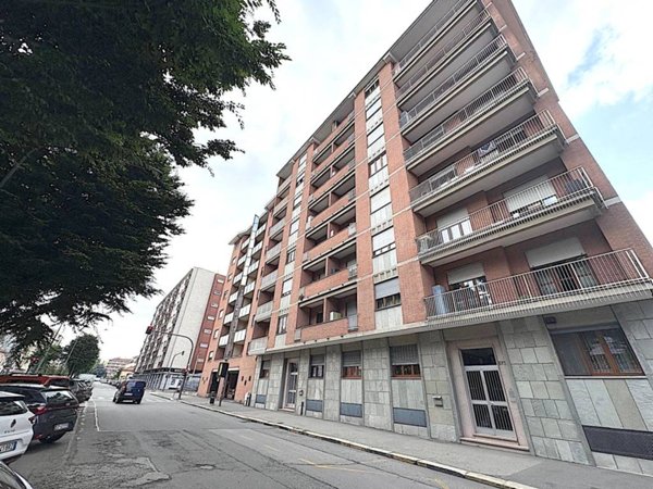 appartamento in vendita a Torino in zona Lucento