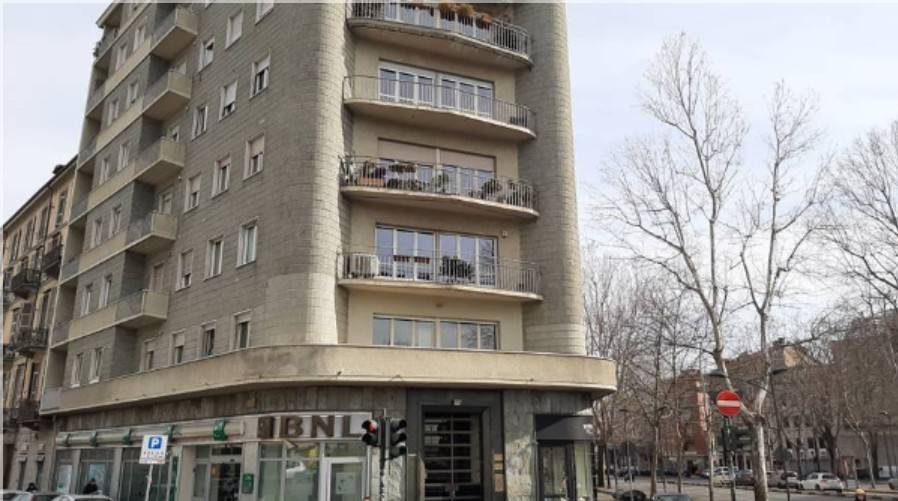 negozio in vendita a Torino in zona Campidoglio