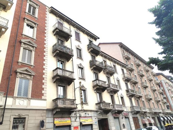 appartamento in vendita a Torino in zona Cenisia