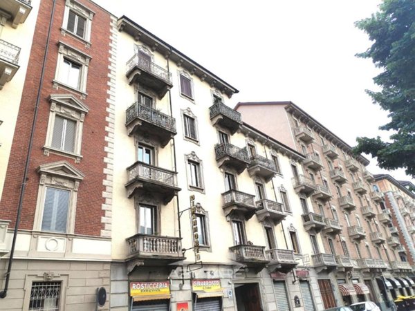 appartamento in vendita a Torino in zona Cenisia