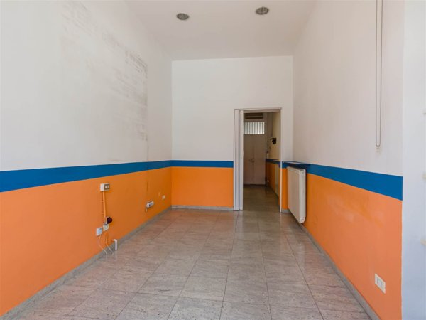 negozio in vendita a Torino in zona Vanchiglia