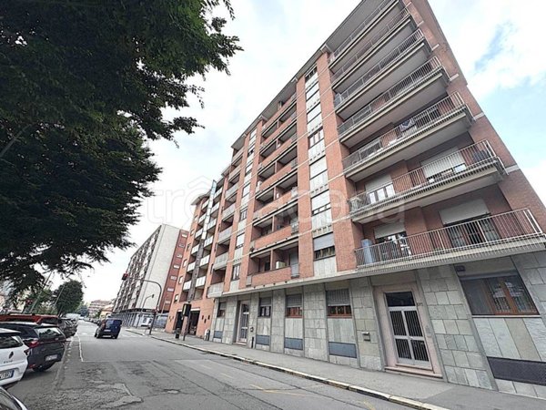 appartamento in vendita a Torino in zona Lucento