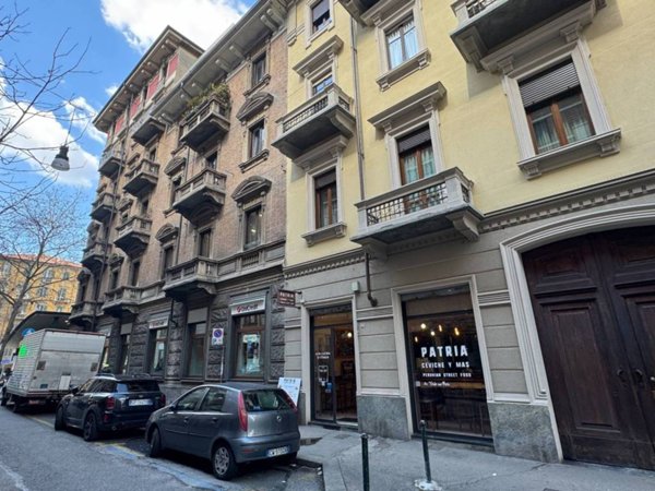 negozio in vendita a Torino in zona San Salvario