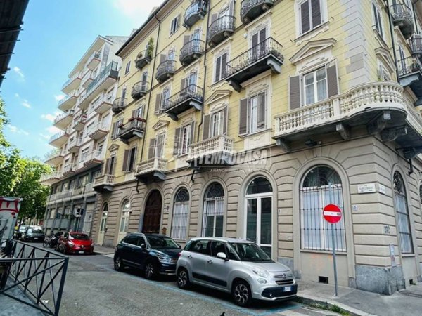 appartamento in vendita a Torino in zona San Donato